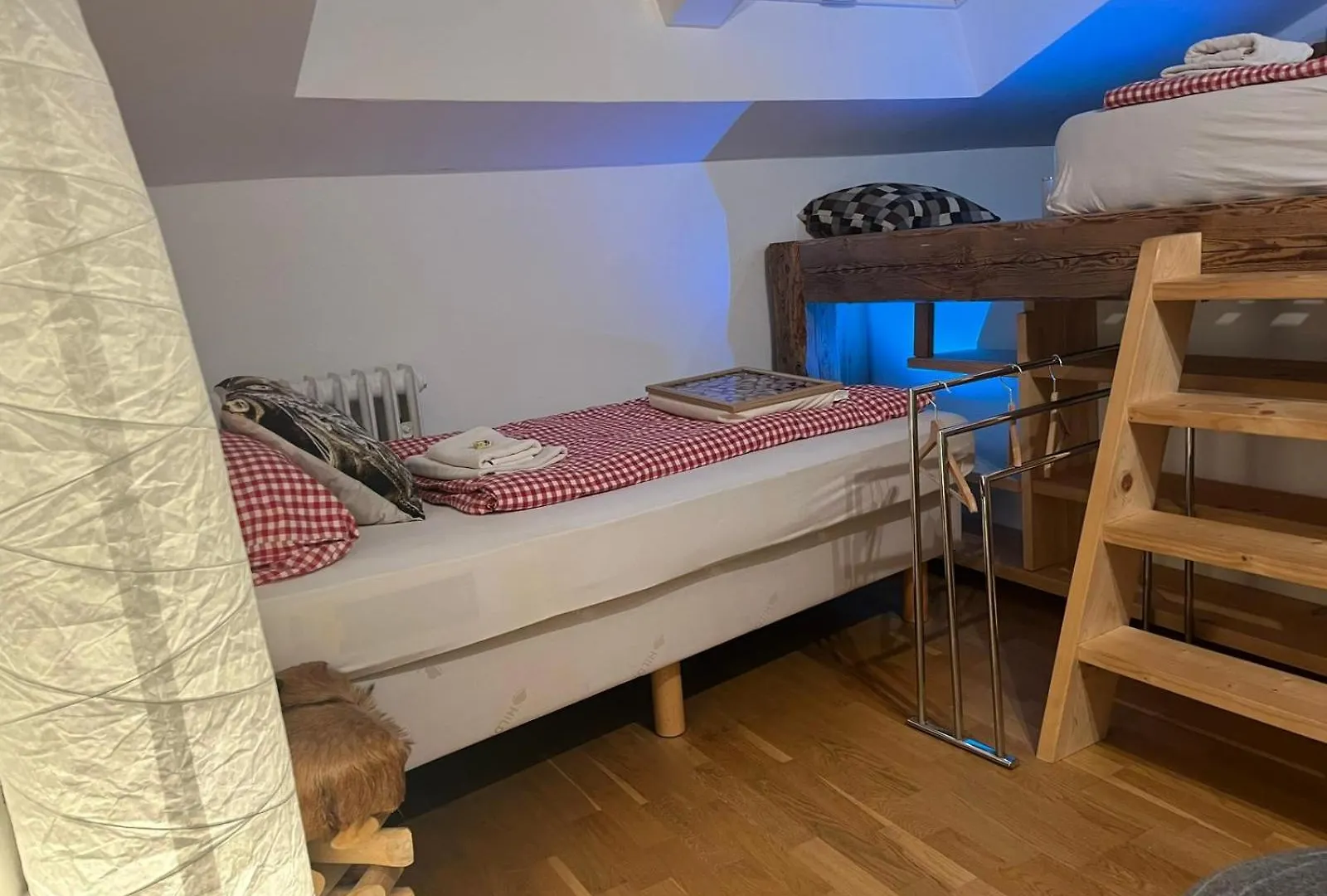 Glueckliche Kuh-Villa - Achtsamer Rueckzugsort Mit Traumgarten, Schwimmteich & Raum Zum Sein - Allgaeu Kempten